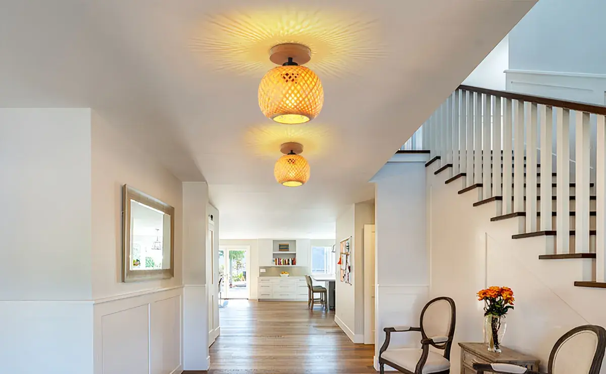 потолочный светильник из ротанга ручного плетения