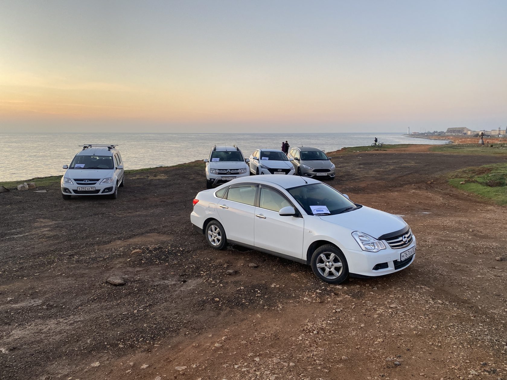 Нижний крым на машине. Аренда авто в Евпатории. Омск Крым на машине. Аренда авто в Крыму. Прокат авто в Крыму.