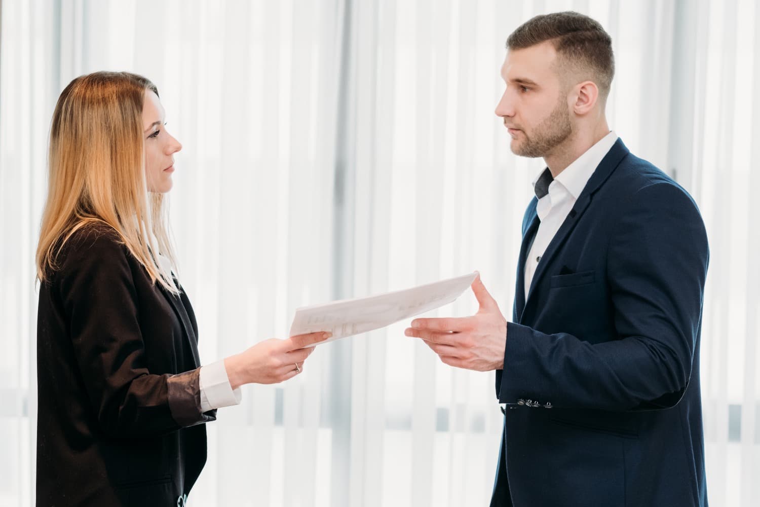 Ответственность за отказ от заключения основного договора