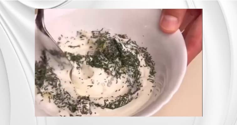 Приготовление турецкого блюда чылбыр в домашних условиях: шаг 5