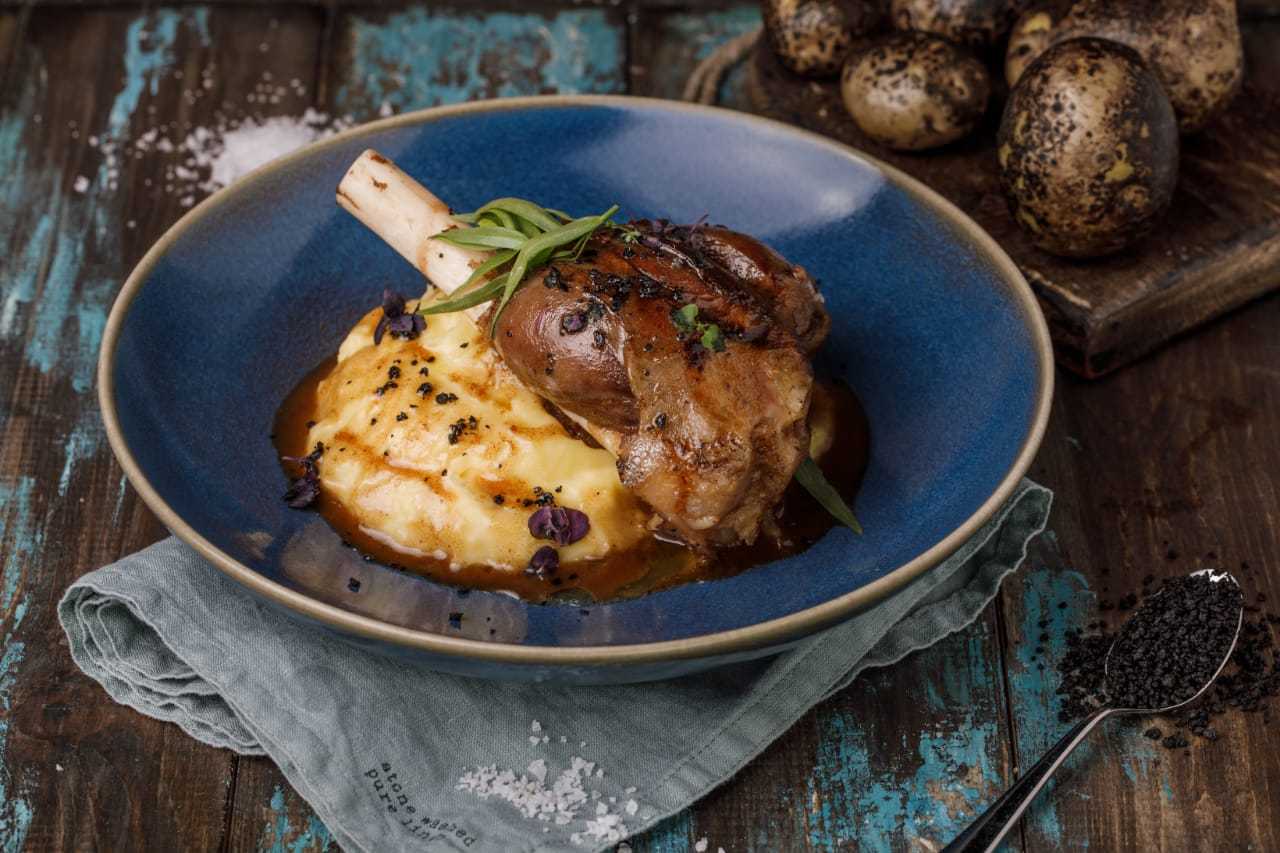 LARIONOV Гриль & Бар - Москва, Северное Чертаново 1А, ТРЦ "Авентура", 2-й этаж, 