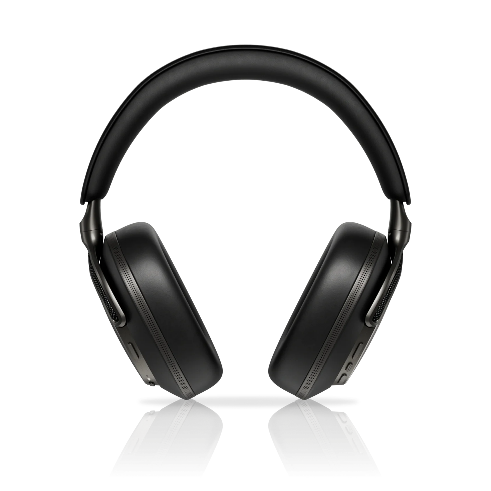 PX8 Black в акустическом салоне Premium Sound.Store на Литейном проспекте, Санкт-Петербург