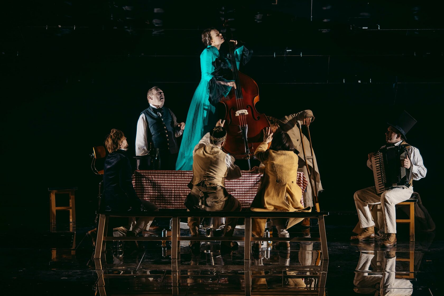 бовари отзывы о спектакле. бовари спектакль вахтангова. бовари отзывы о спектакле.