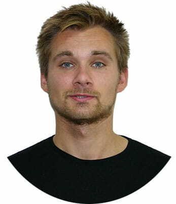 Александр носитель языка из Великобритании