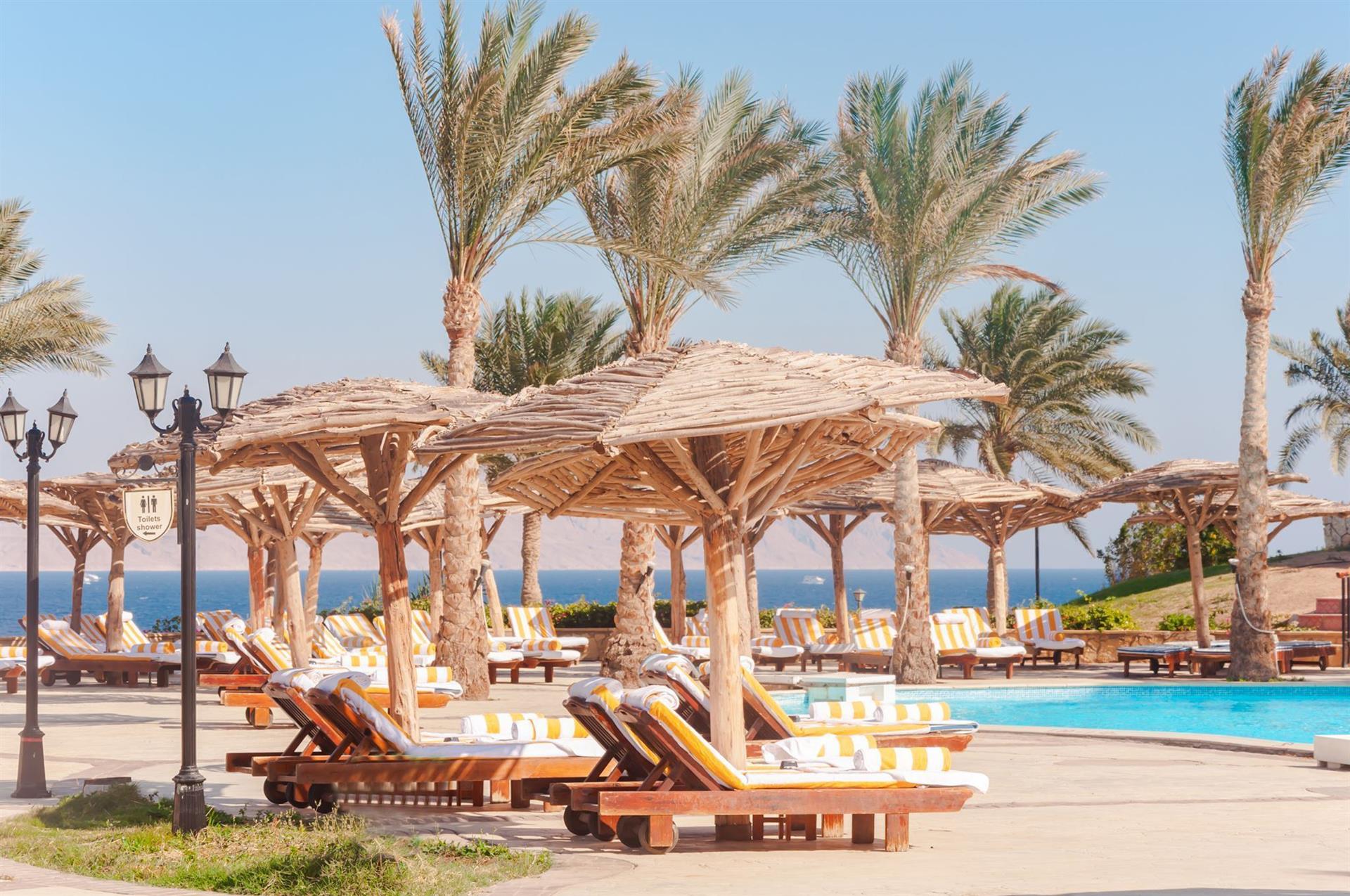 Гольф бич резорт шарм эль шейх отзывы. Coral Beach Resort Tiran 4*. Коралл Бич Шарм-Эль-Шейх. Coral Beach Tiran Sharm el Sheikh 4. Coral Beach Rotana Resort Tiran, 4.