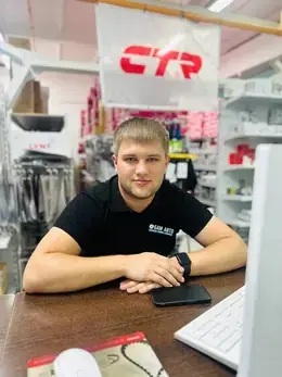 Игорь Косыгин, менеджер магазина автозапчастей