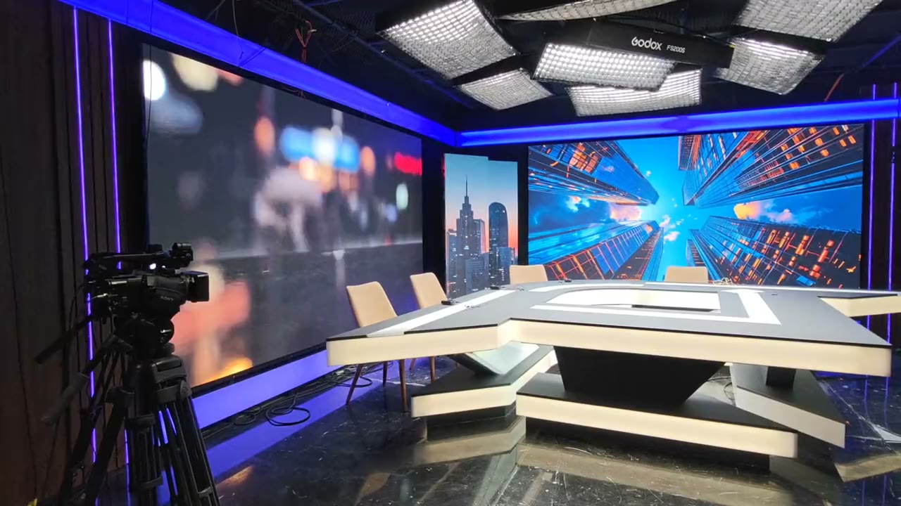 Экран и свет в студии