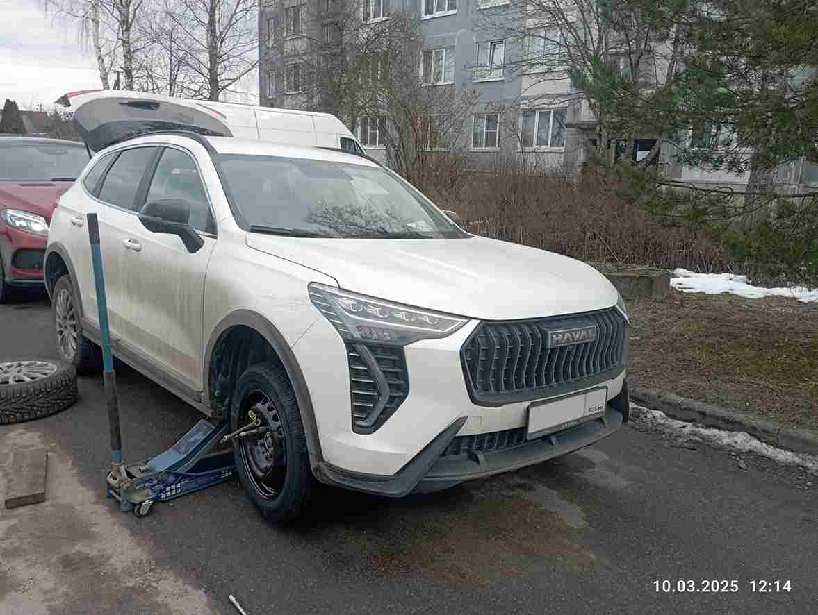 Установили запаску на автомобиле Haval Jolion  в деревне Вартемяги Всеволожский район Ленинградской области