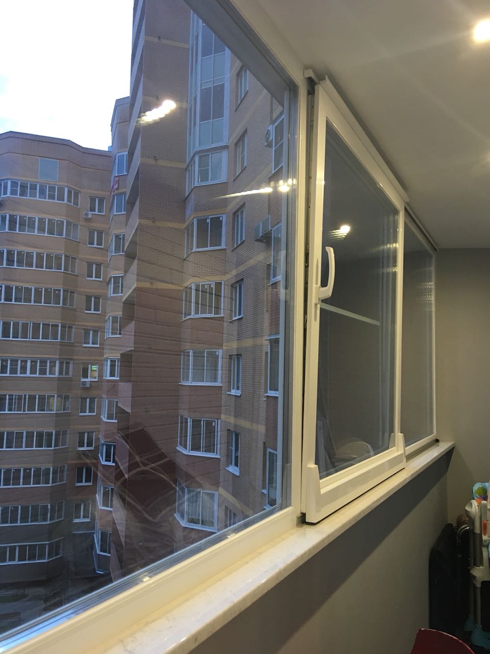 остекление балконов теплыми раздвижными окнами портал