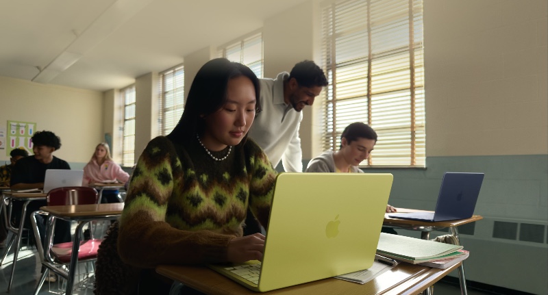 ноутбук Макбук Нео