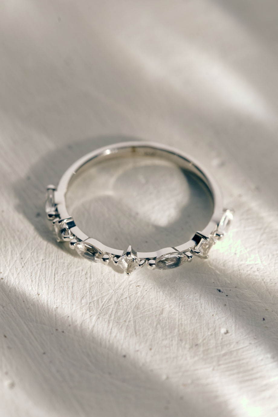 Оправа для камня кольцо. Кольцо кружево. Кольцо серебряное женское ажурное. Оправа для кулона серебро.
