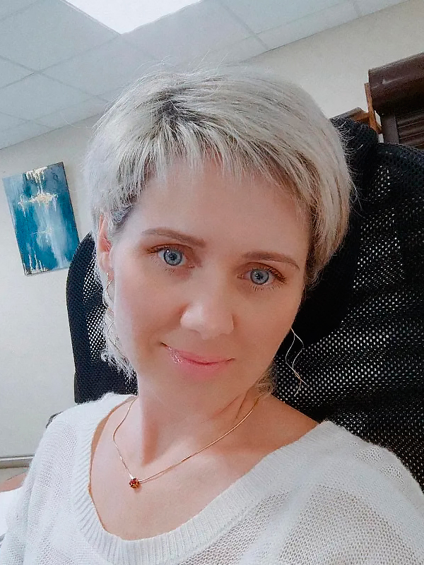 Менеджер отдела снабжения компании ТехноКом