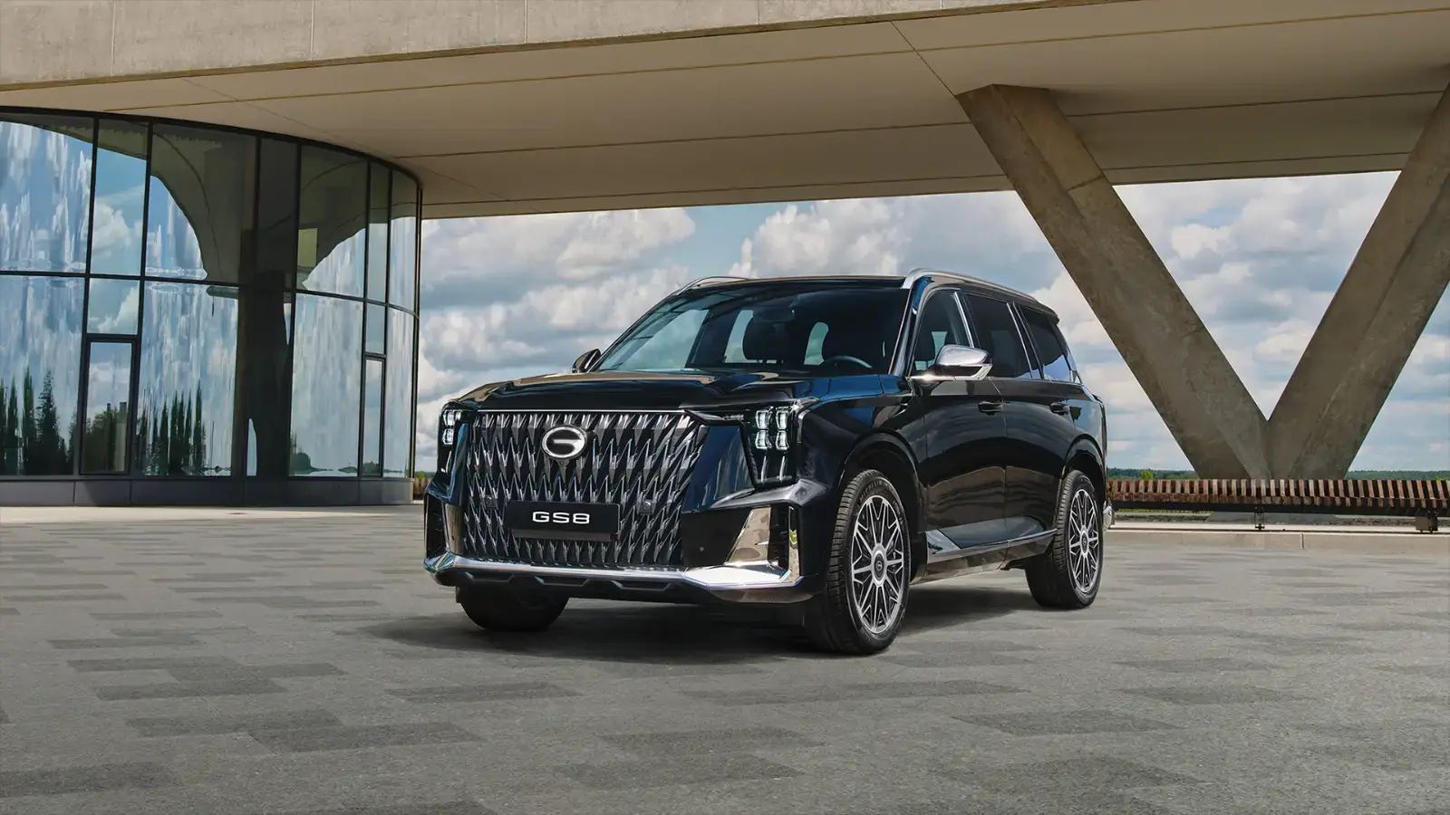 GAC GS8 — кроссовер на 5 или 7 мест