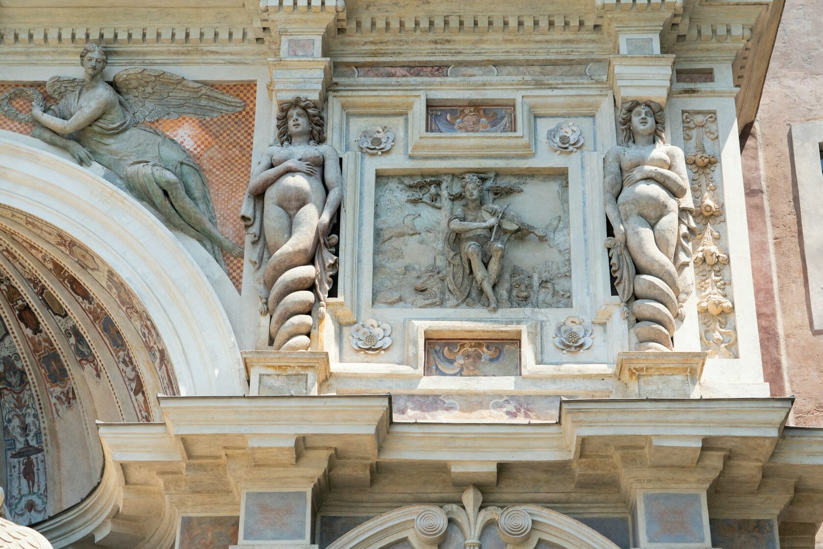 Фонтан Органный, вилла д`Эсте, Тиволи, Италия