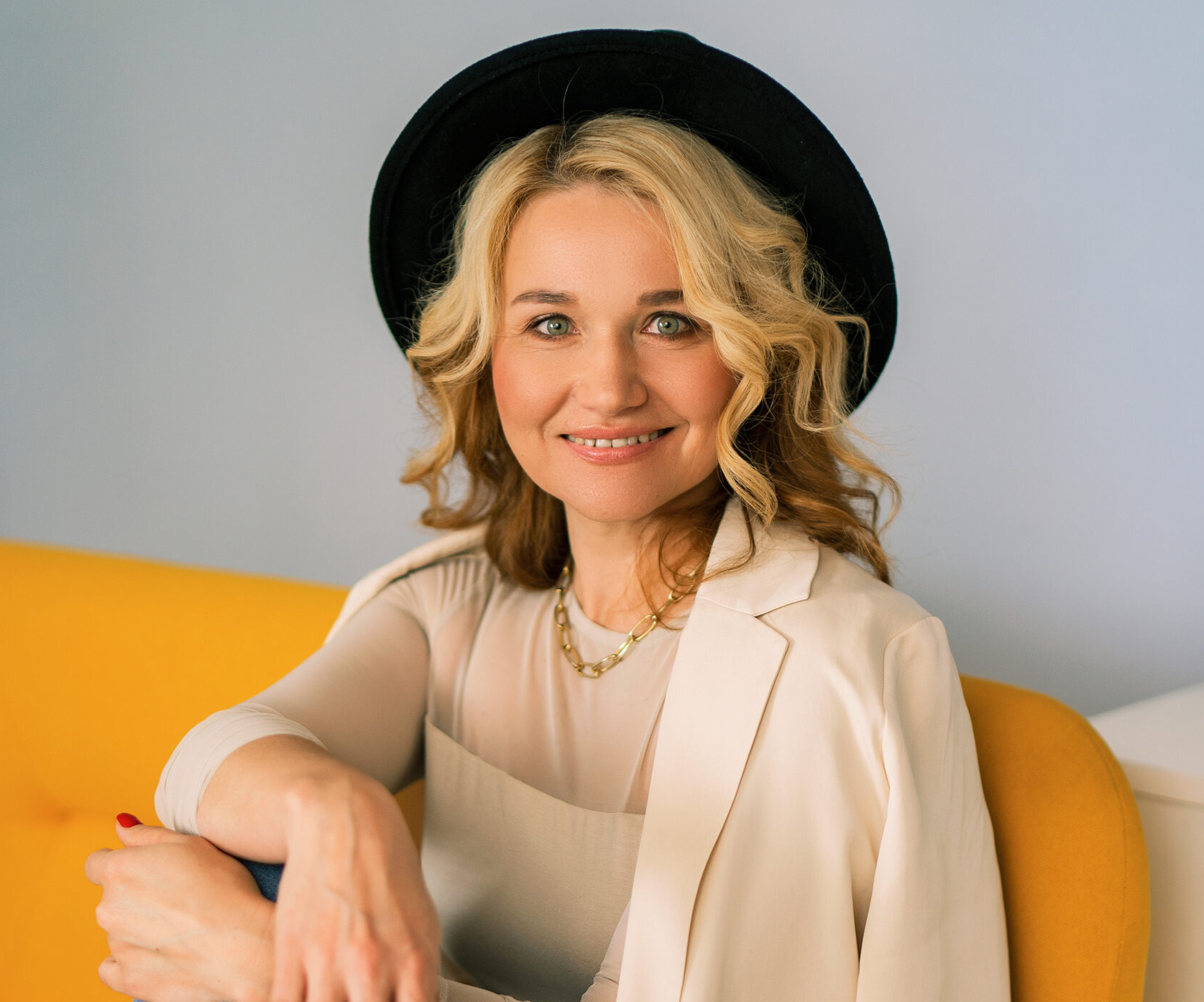 Марион котийяр. Фото людей девушек. Девушки со стрижкой под машинку. Девушки со стрижкой под машинку. Женщины 0.