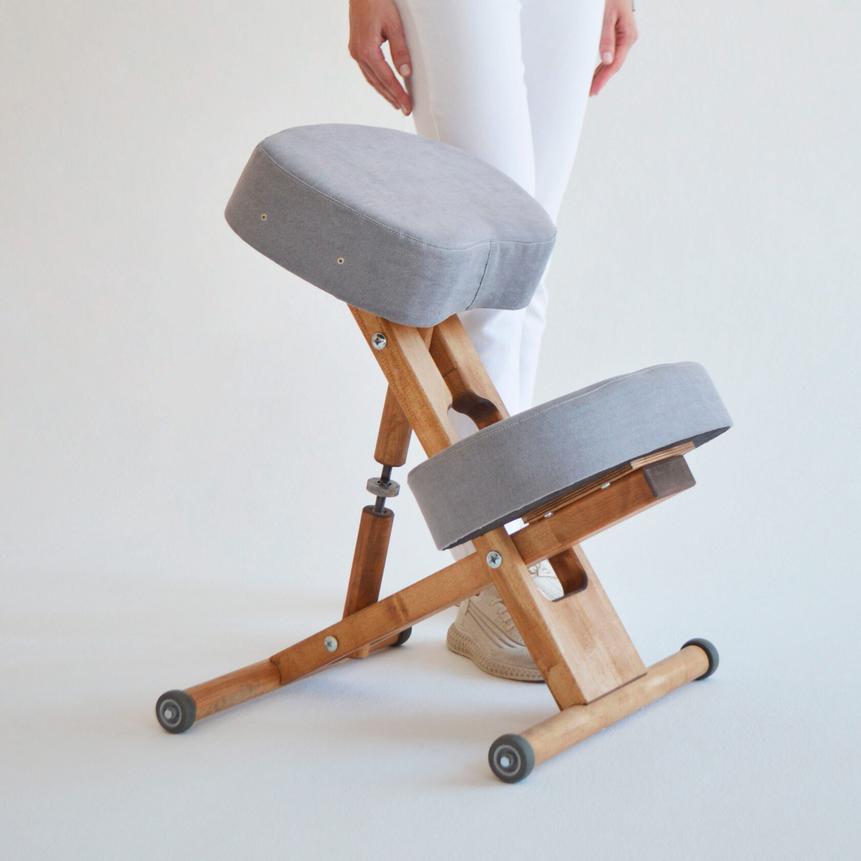 ортопедический стул для осанки деревянный