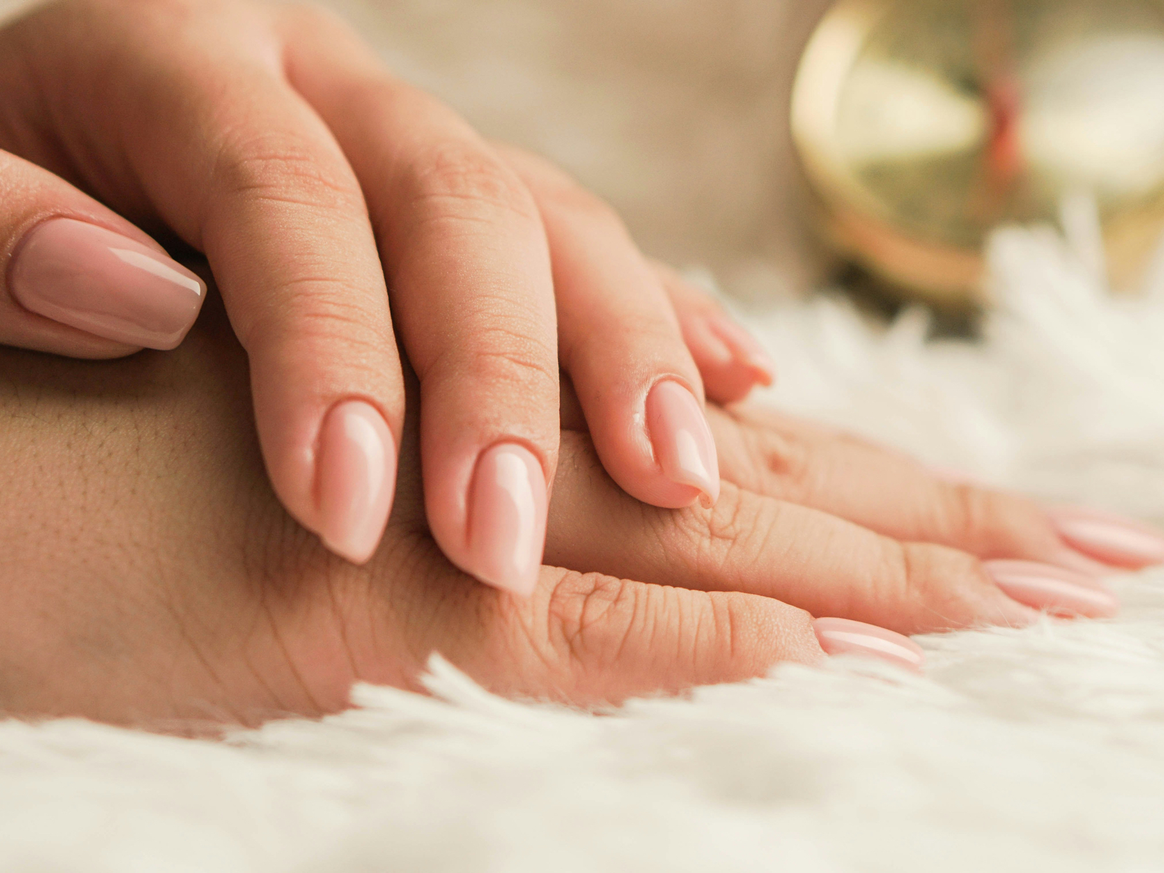 Маникюр без покрытия: естественная красота и здоровье ногтей