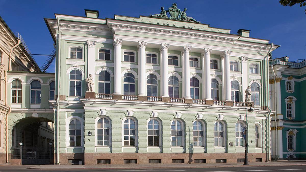 Virtual Visit to the Pavilion Hall of the Hermitage Museum