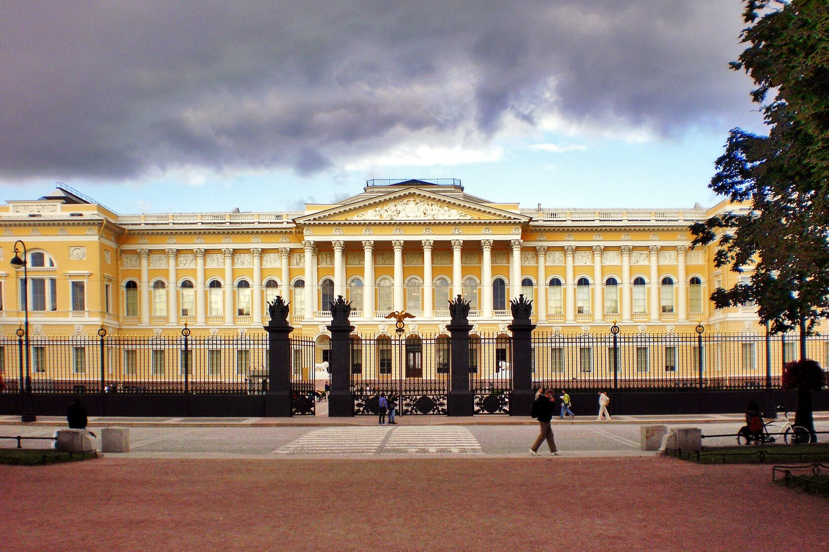 фото михайловский дворец в санкт петербурге