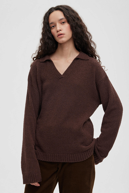 Зимняя женская куртка в цвете хаки. GATE31 — это минималистичный бренд верхней одежды из Санкт–Петербурга