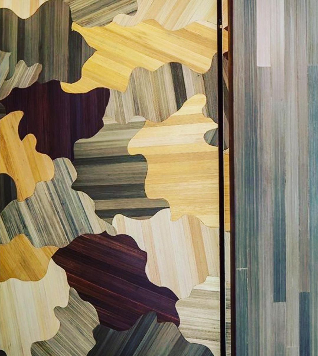 лестница в квартиру из шпона ясень 