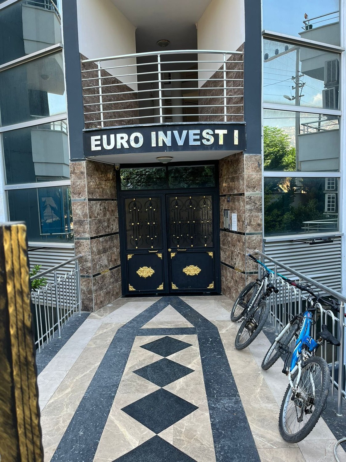 Euro Invest 1 · 2+1