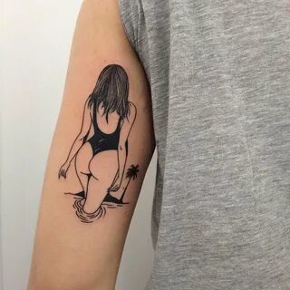 Татуировки в виде девушек