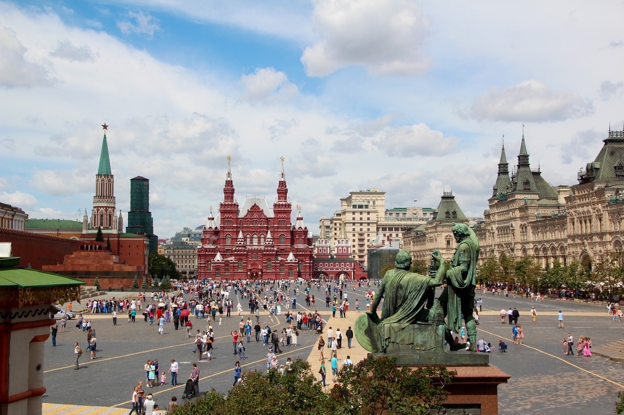 Что можно посетить в москве. Манежная и красная площадь Москва. Ред сквер Москва. Площадь красной площади в Москве. Москва 21 век красная площадь.