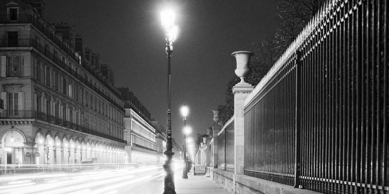 Rue de Rivoli. Paris. 2007. BW Negative 6×7.
