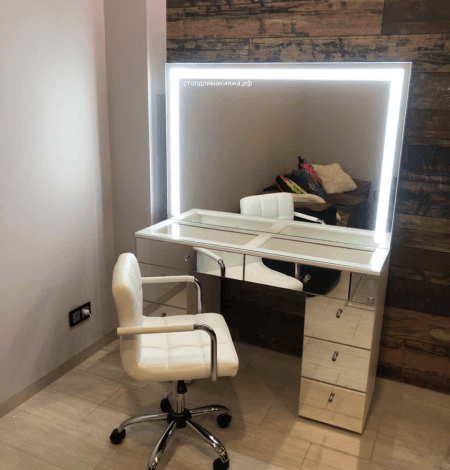 Гримерные и туалетные столики с зеркалом и подсветкой по лучшим ценам