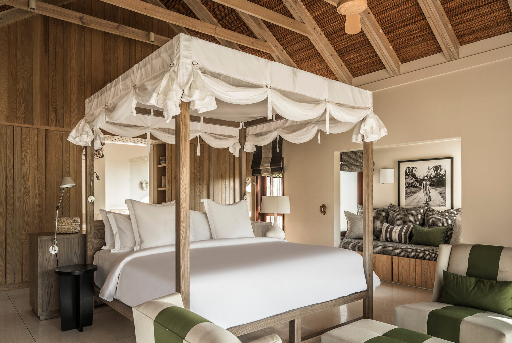Вилла-резиденция с двумя спальнями в Four Seasons Resort Seychelles at Desroches Island