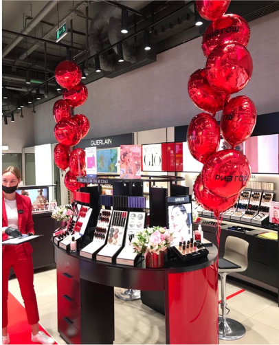 Оформление фирменных акций торговых пространств