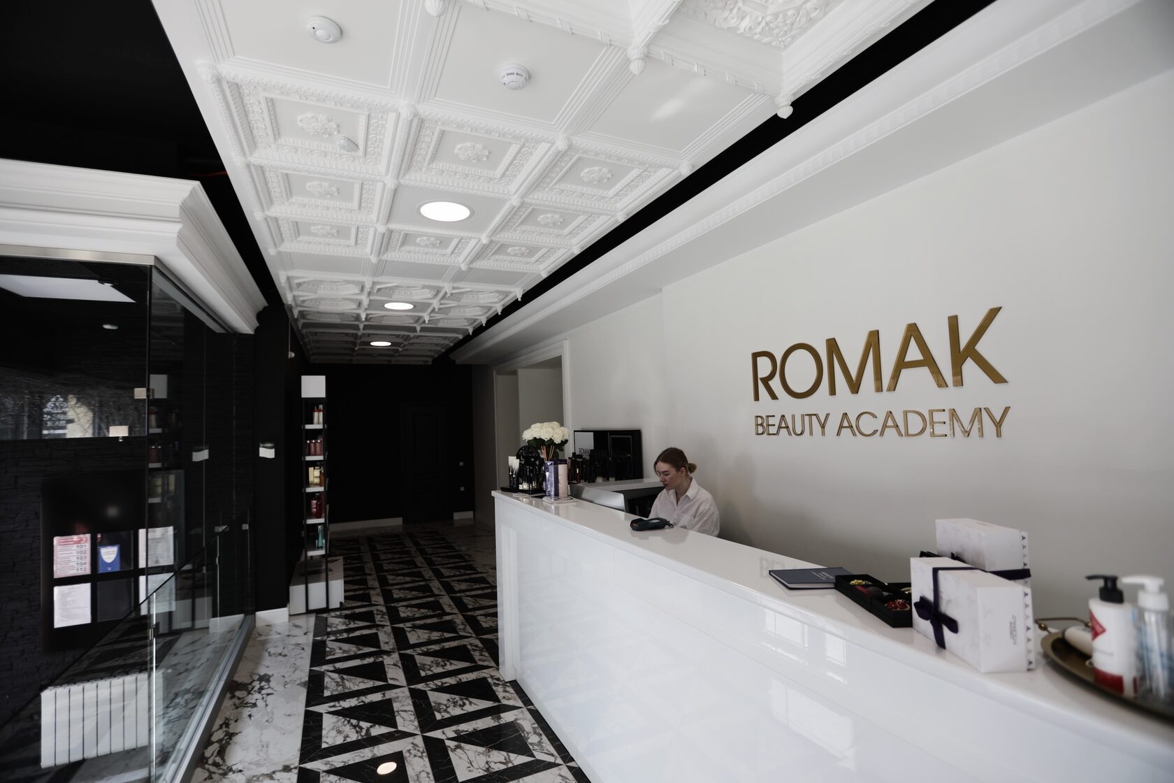 Салон красоты Romak Beauty Academy в Красноярске