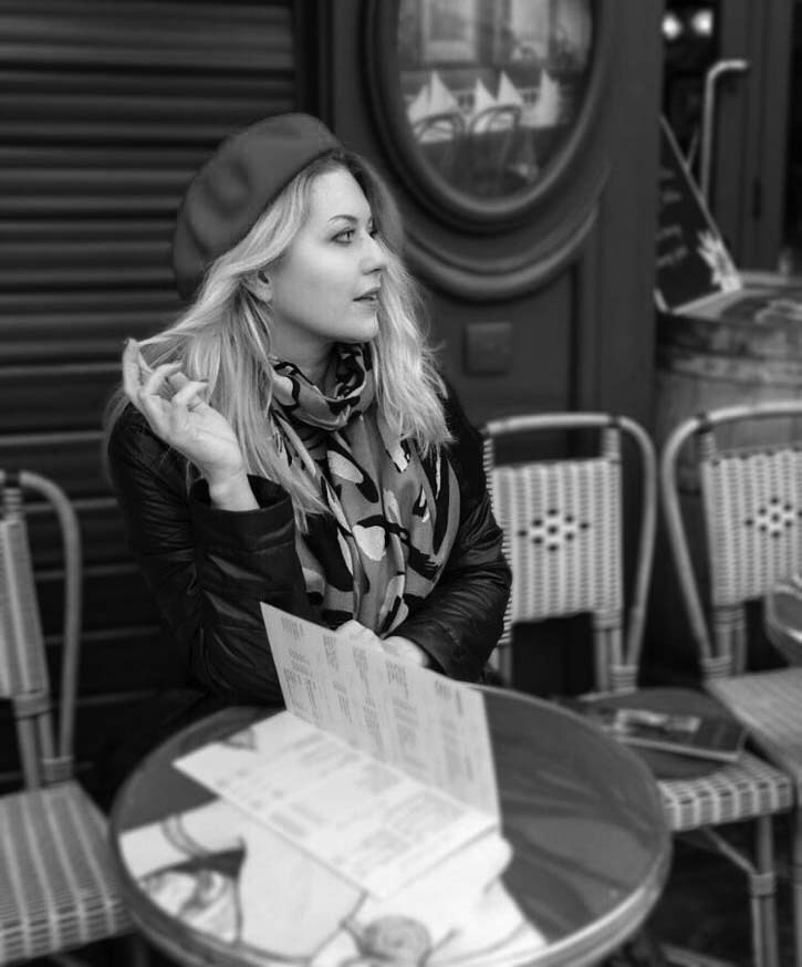 Саша Богатов, иллюстратор, сотрудничает с Oxxyshop, buro 24/7 и . ... Екатеринбург