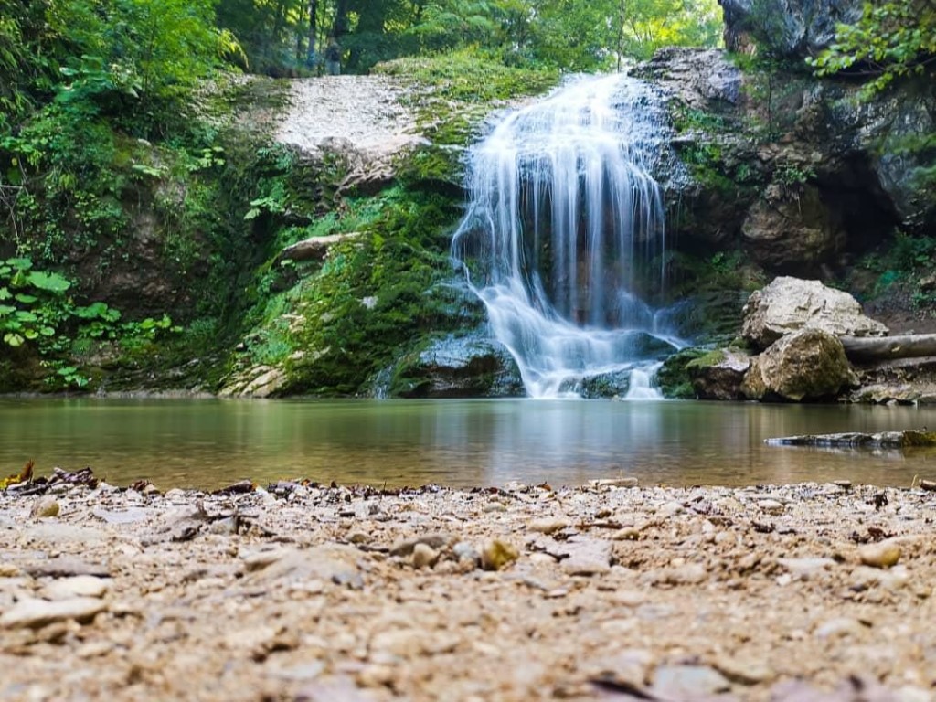 Водопады адыгеи фото