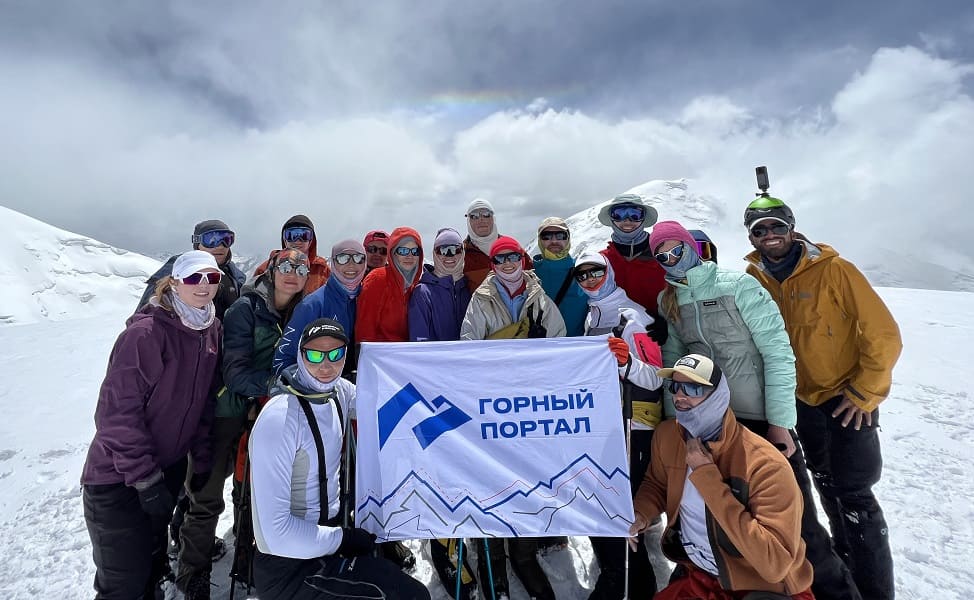 Алексей Кузнецов, Михаил Малашнев, Полина Перес