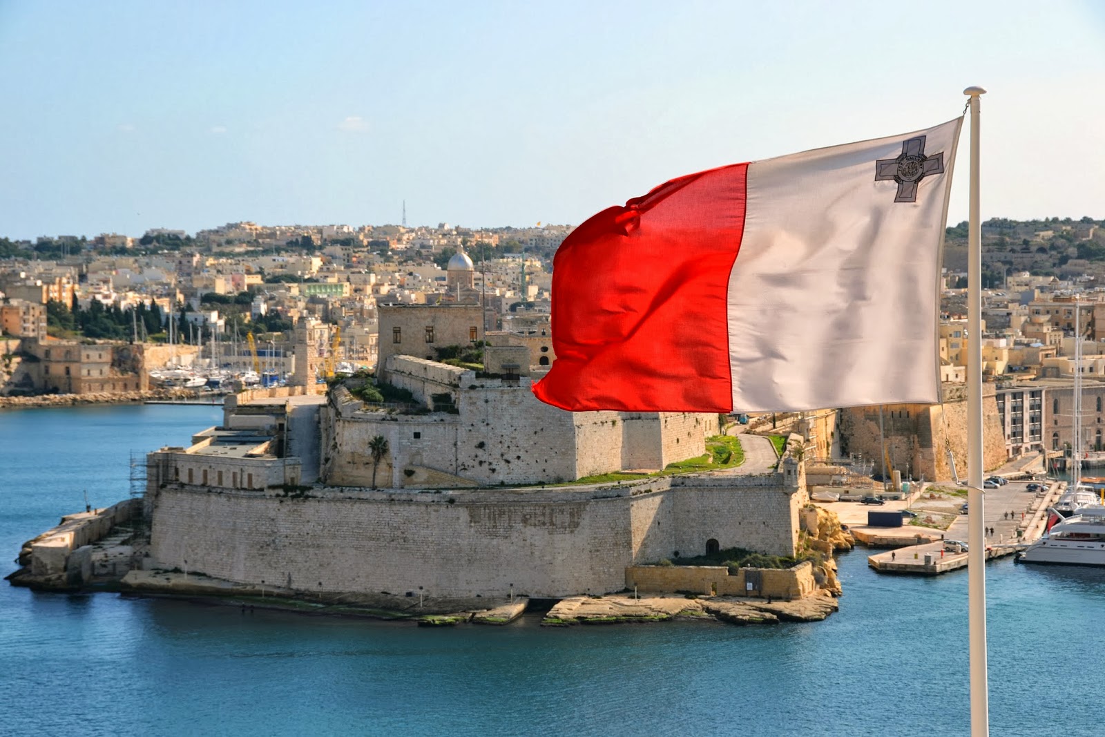 Средиземноморье флаг Мальта