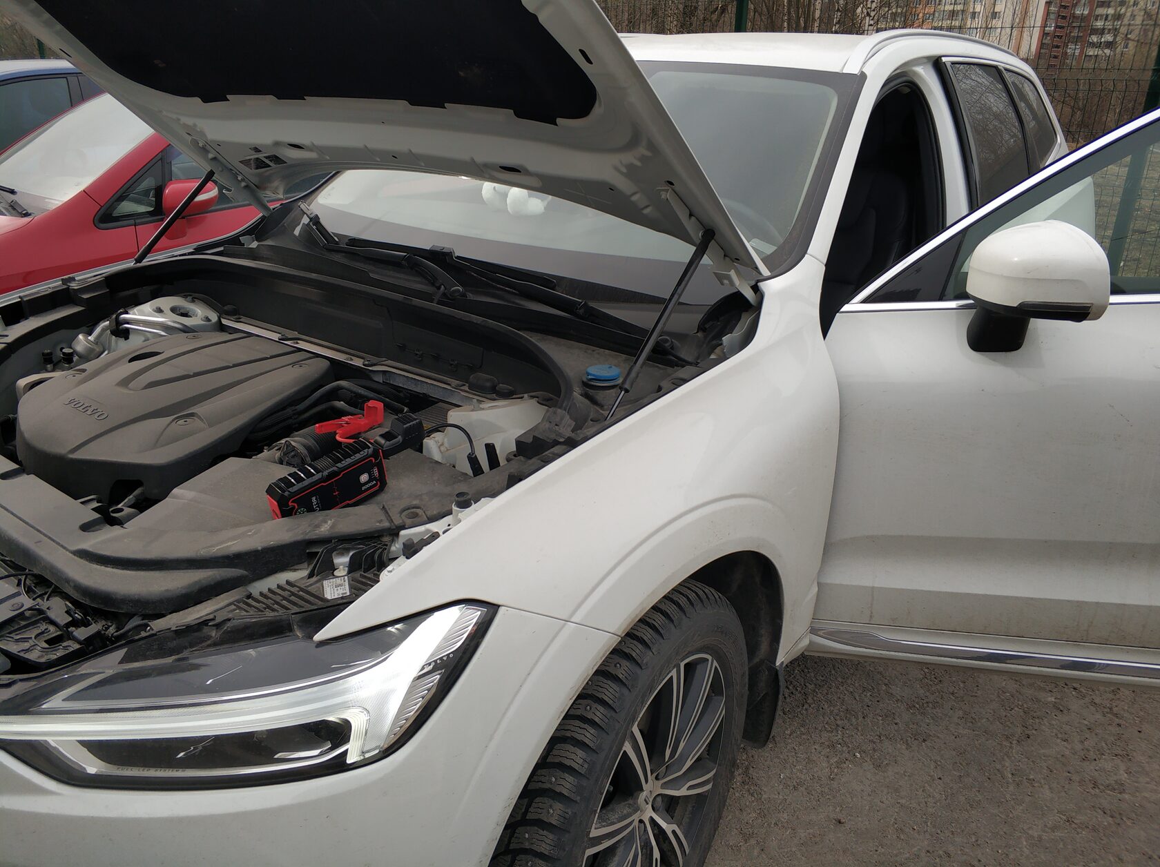 Прикурить автомобиль в Санкт-Петербурге и Ленобласти, быстро и дешево