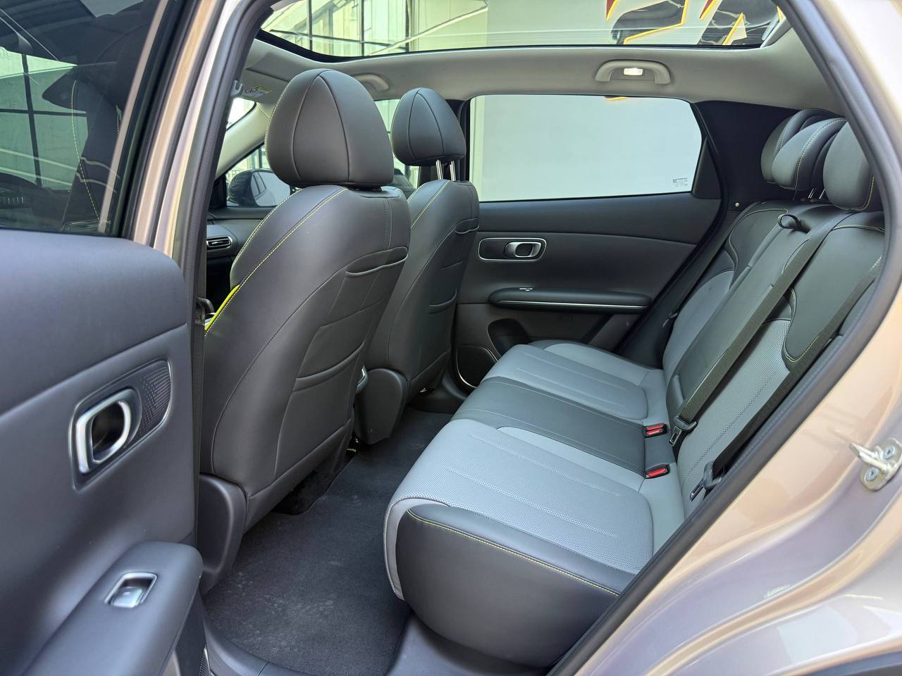 Задний ряд Changan Qiyuan Q05
