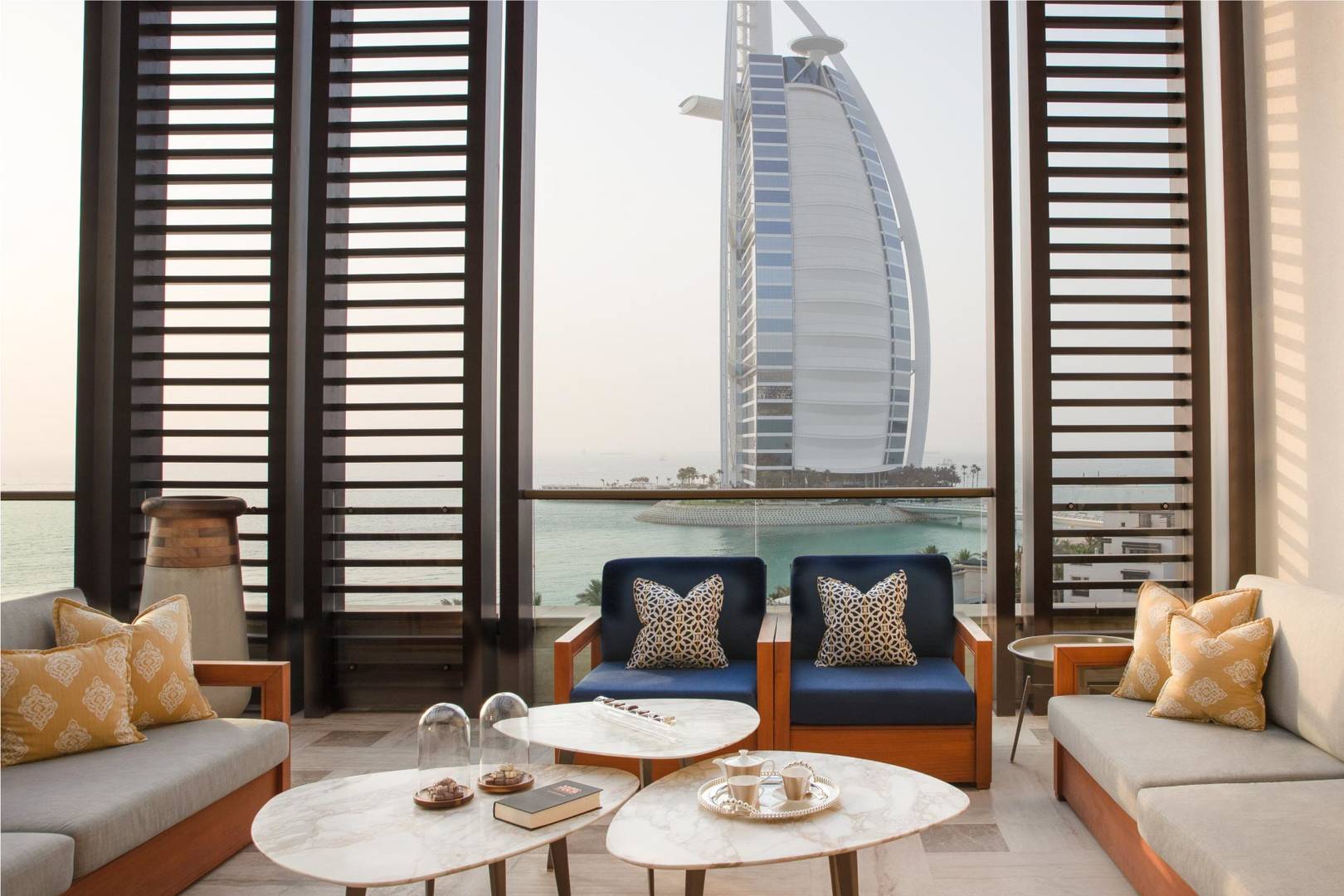 Jumeirah Burj Al Arab — легендарный отель-парус в Дубае