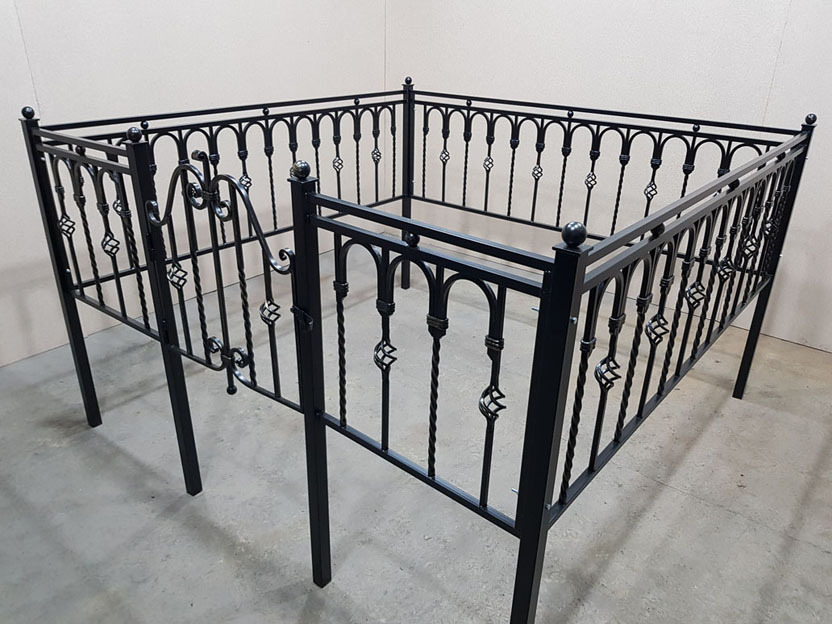 оградка с калиткой