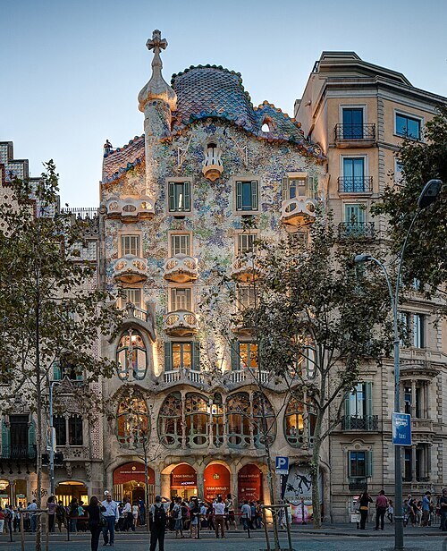 Casa Batlló (Антонио Гауди, 1904–1906)