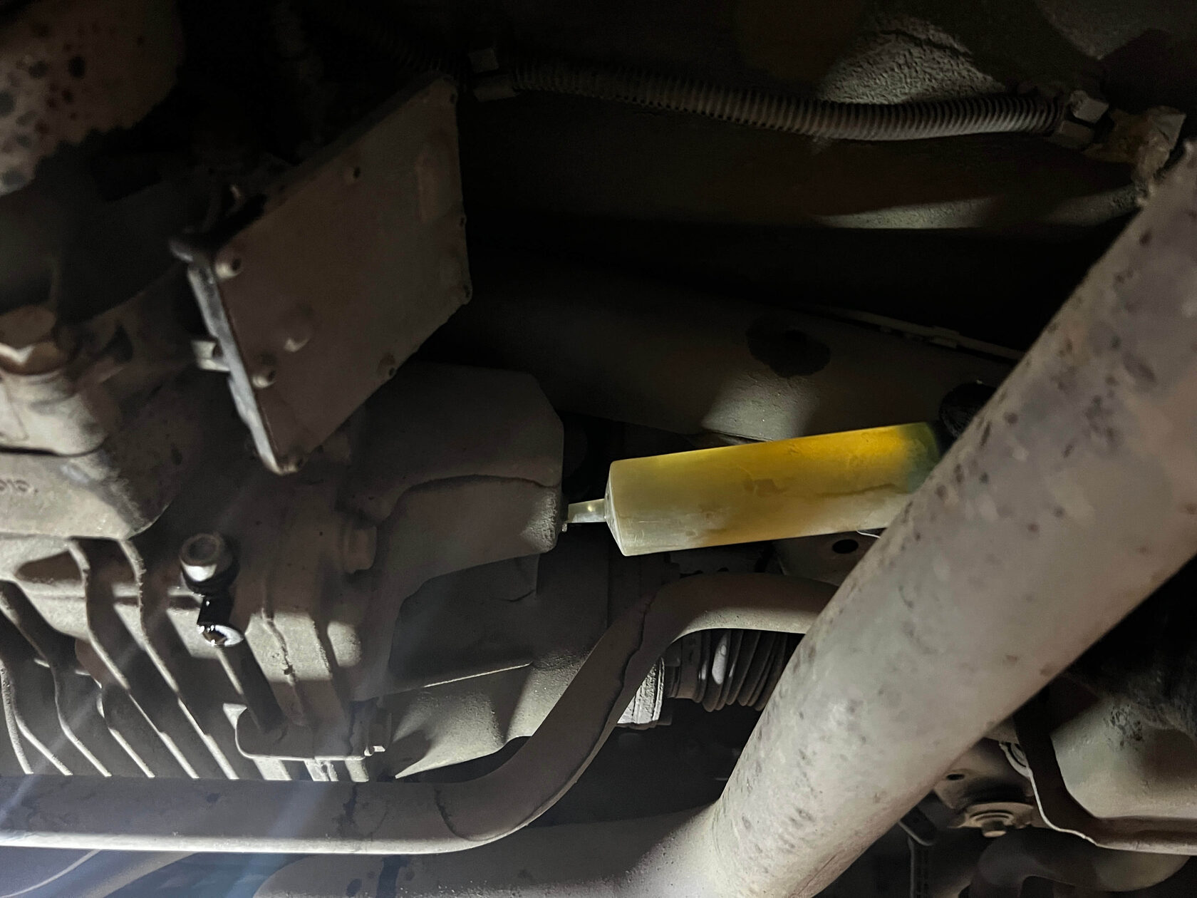 Заправляем муфту новым маслом