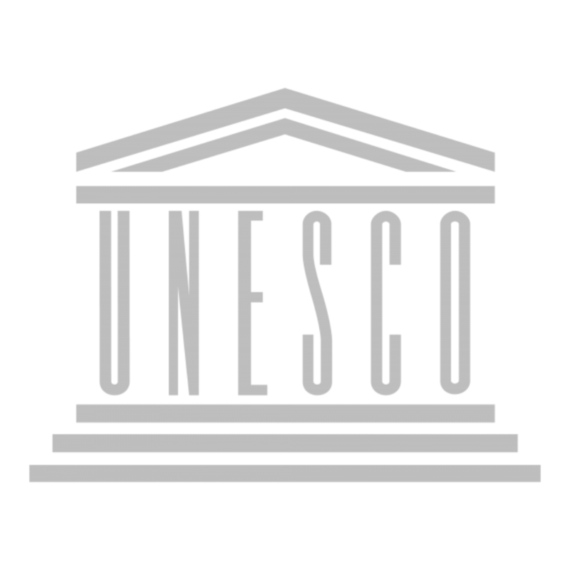 Whc unesco. ЮНЕСКО логотип. ЮНЕСКО логотип без фона. Символ ЮНЕСКО на прозрачном фоне. ЮНЕСКО на белом фоне.