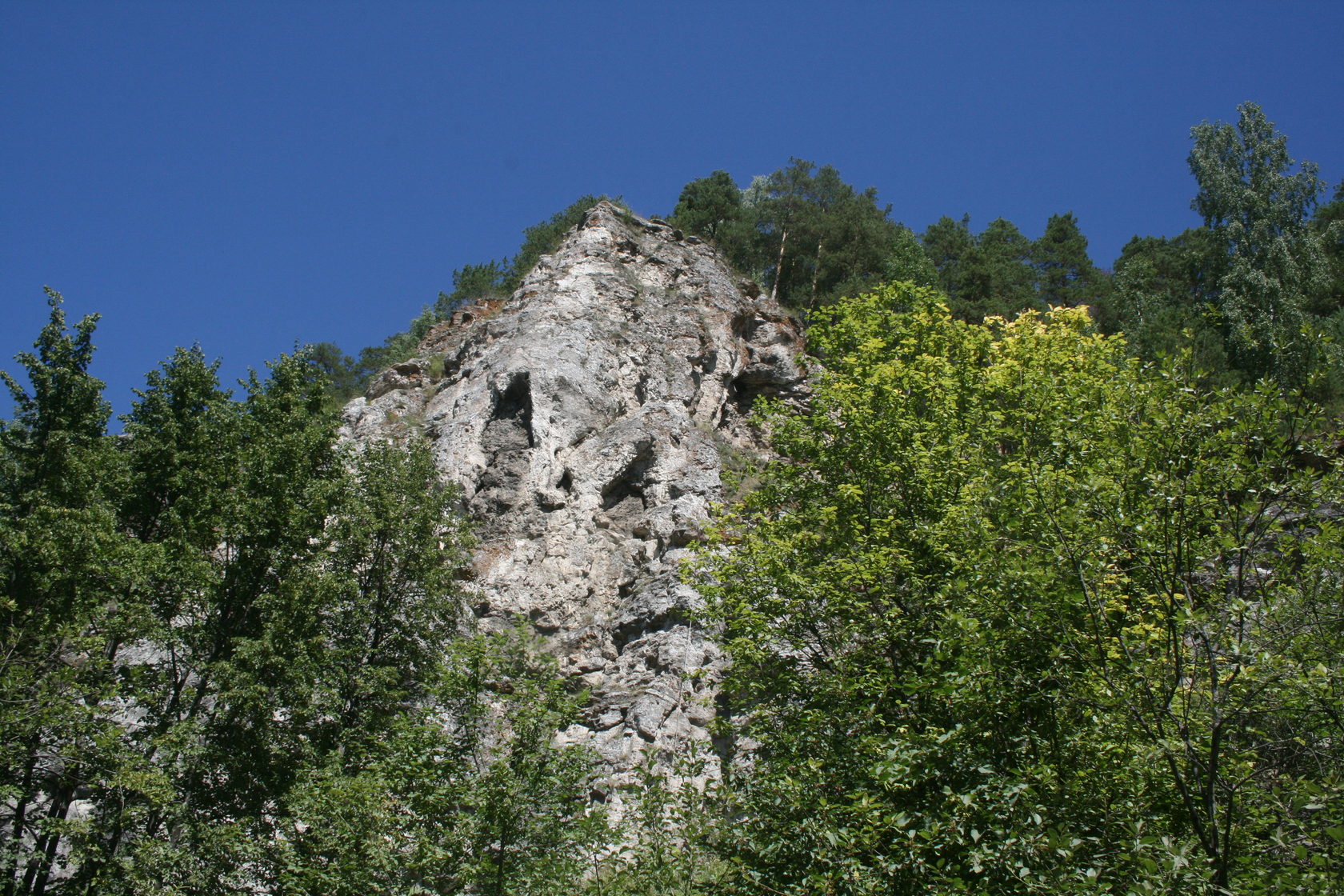 Камень ермака в кунгуре фото