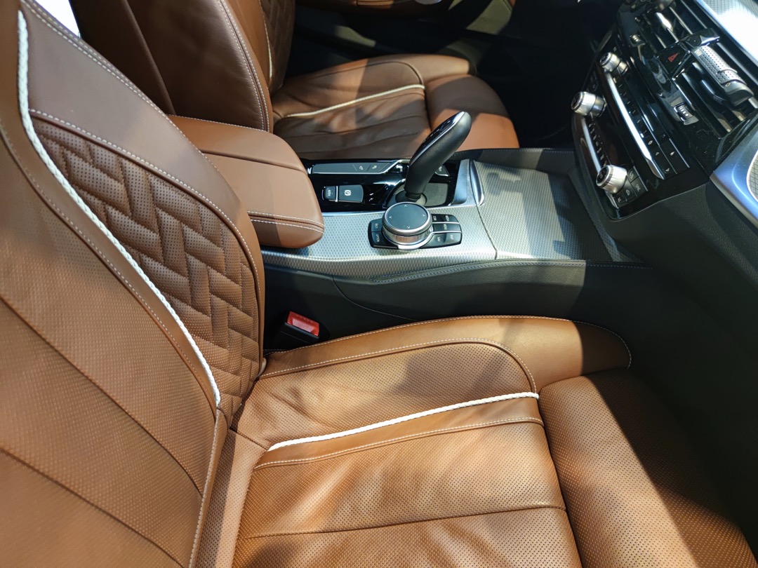 Комфортный салон BMW G30