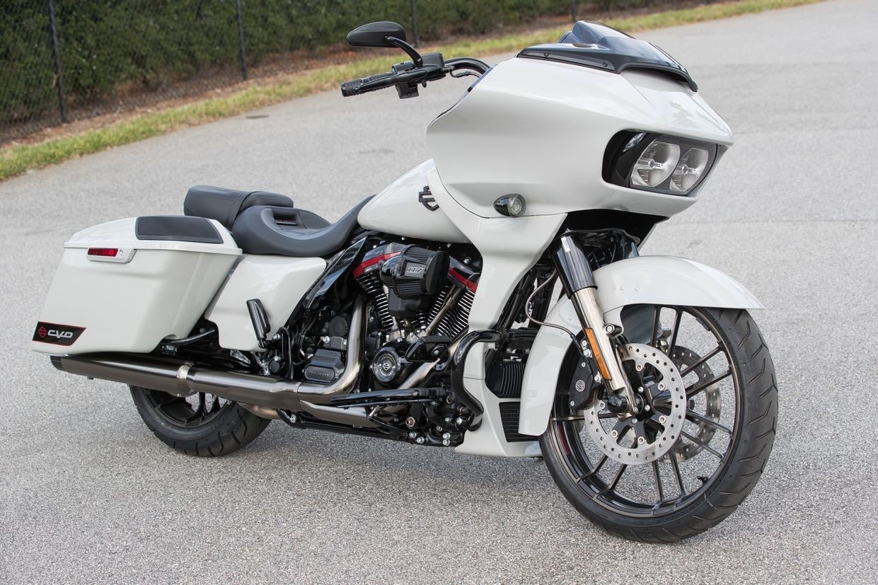 Road Glide CVO 2012