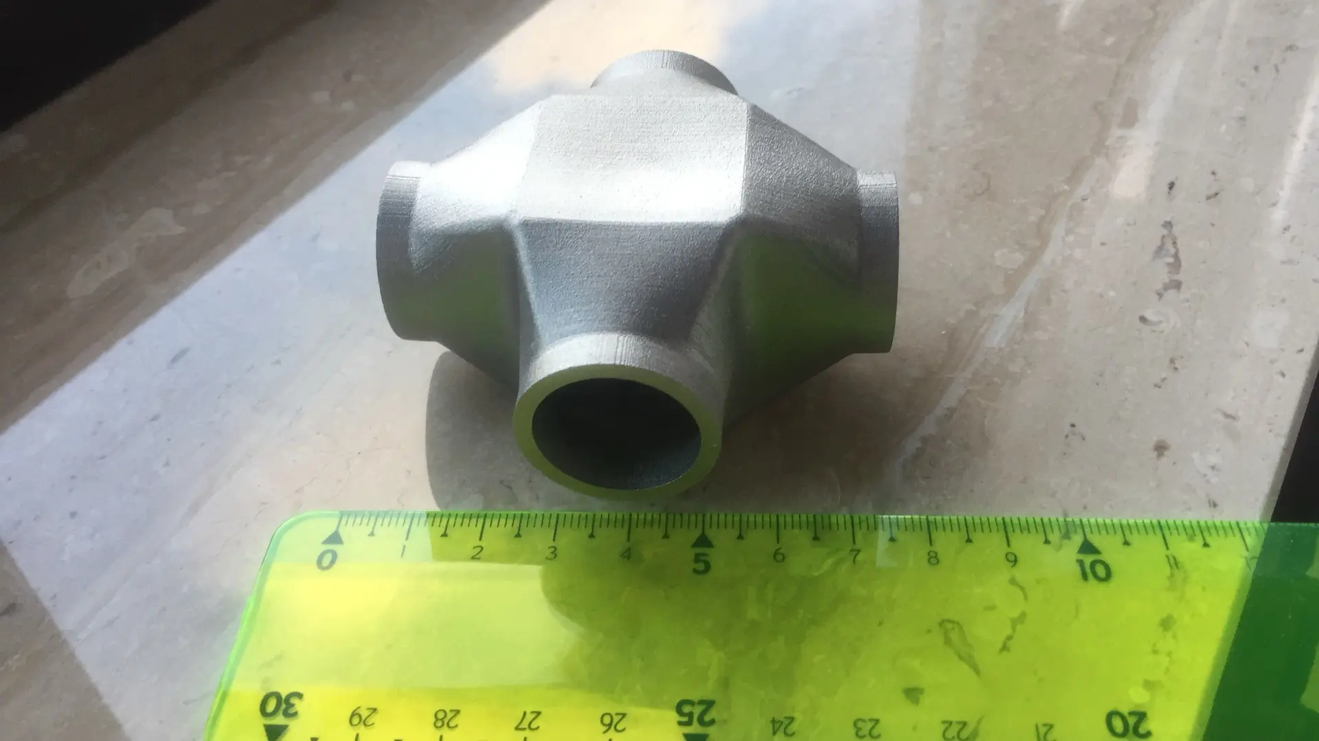 Теплообменник из стали 316L, напечатанный методом BJ Metal