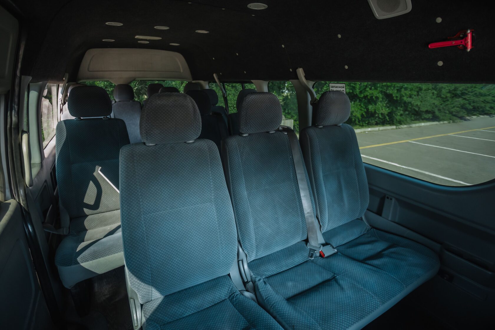 Toyota Hiace 8