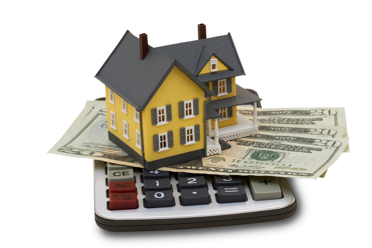 Увеличение активов имуществом. Оценщик недвижимости. Деньги на дом. Деньги и имущество. Деньги на жилье.